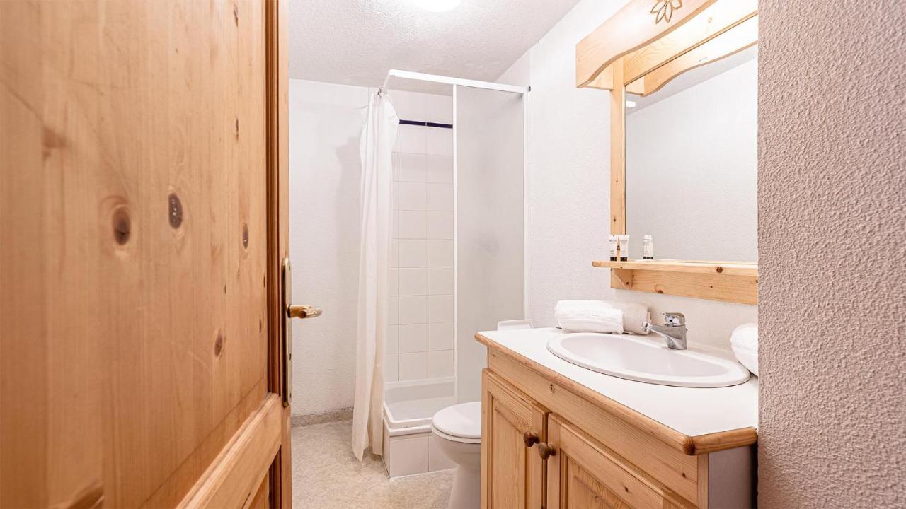 Madame Vacances Residence Les Fermes De Saint Sorlin ภายนอก รูปภาพ