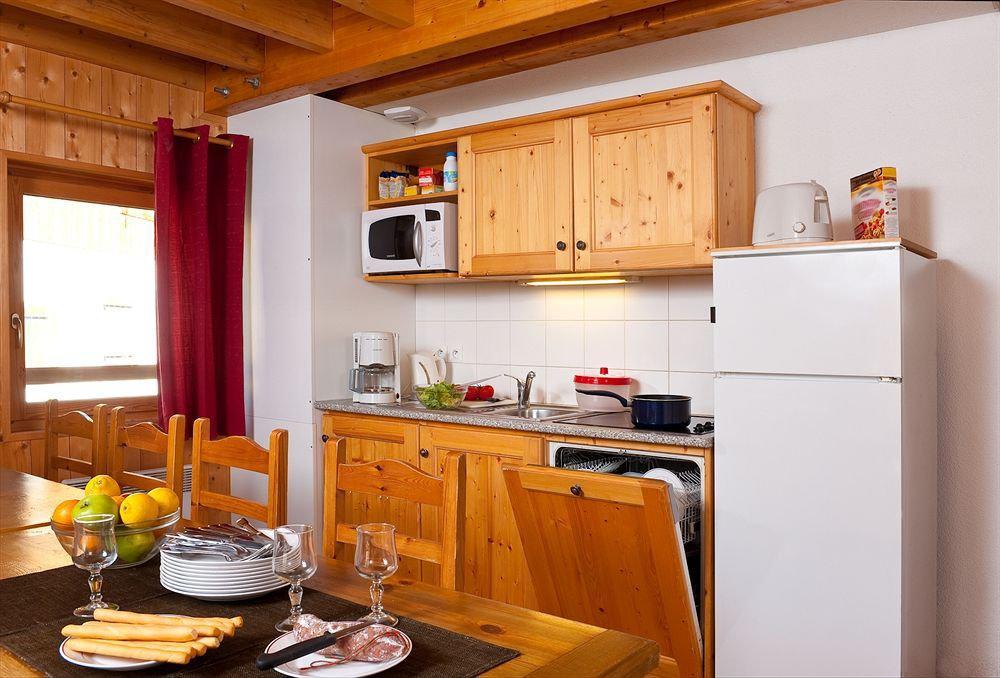 Madame Vacances Residence Les Fermes De Saint Sorlin ภายนอก รูปภาพ
