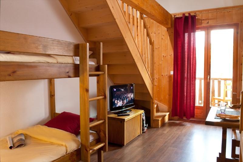 Madame Vacances Residence Les Fermes De Saint Sorlin ภายนอก รูปภาพ